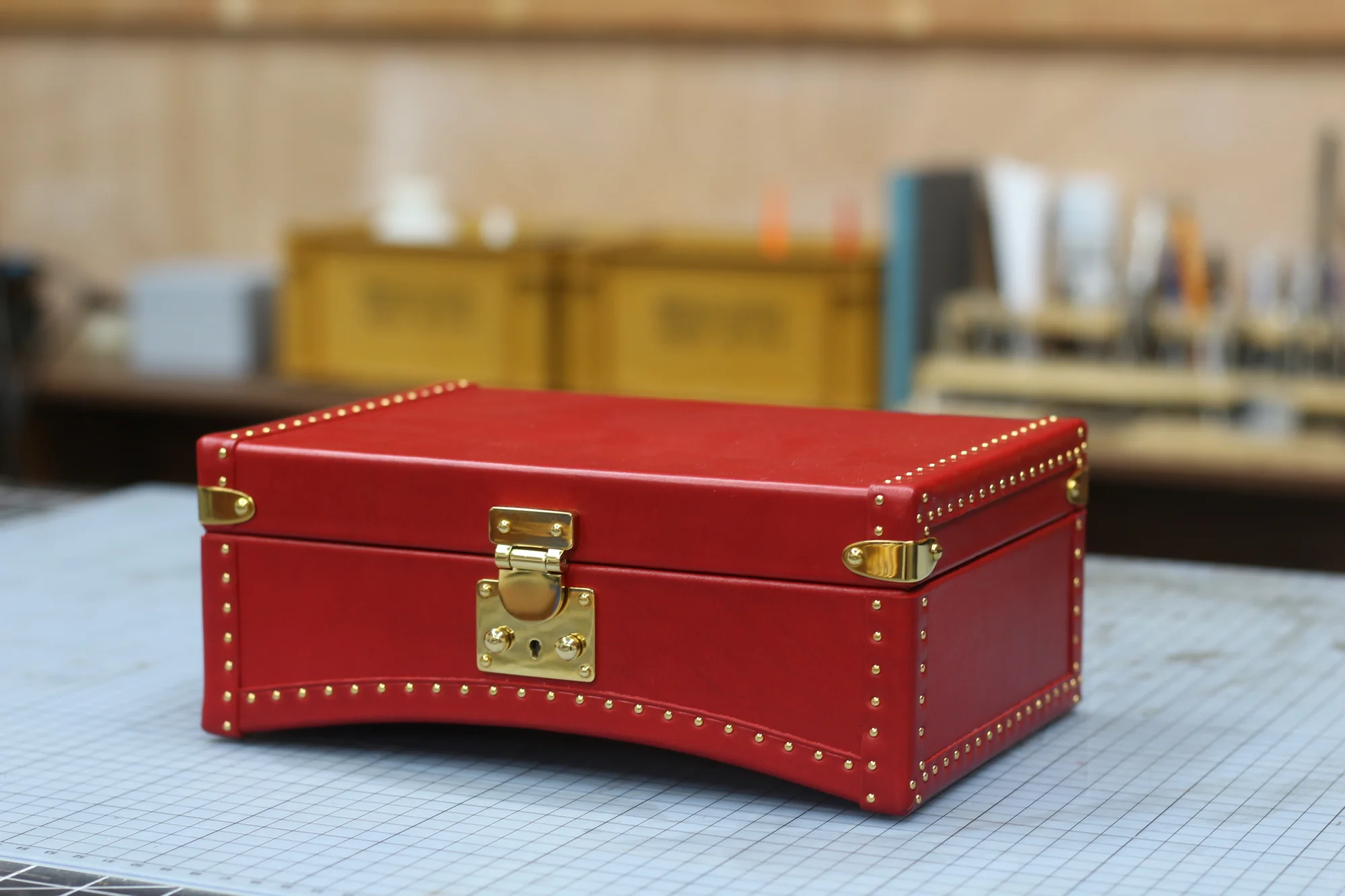 Scarlet Jewelry Chest, closed front view